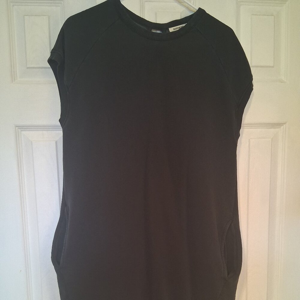Black Short Sleeve Sweater Dress